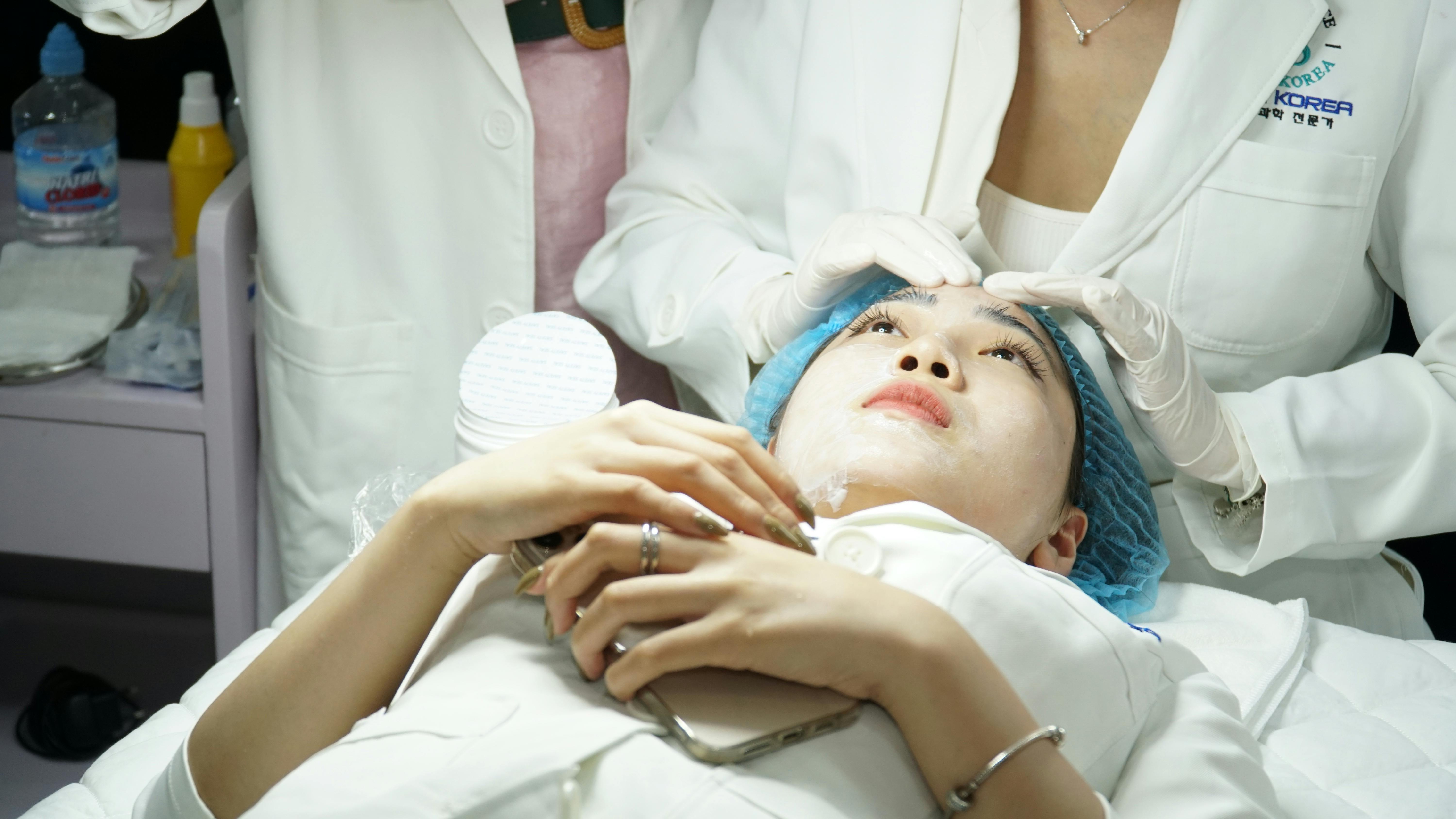 Facial Bar Medspa offering expert skincare treatments and rejuvenation services – Glow Up Med Spa