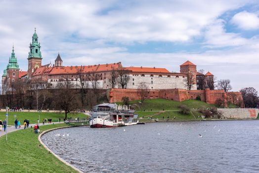 Wawel Castle and Cathedral morning — Krakow