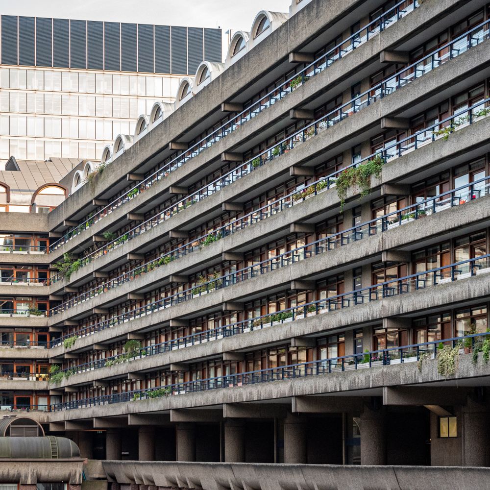 Gateshead — student move with boxes and a van
