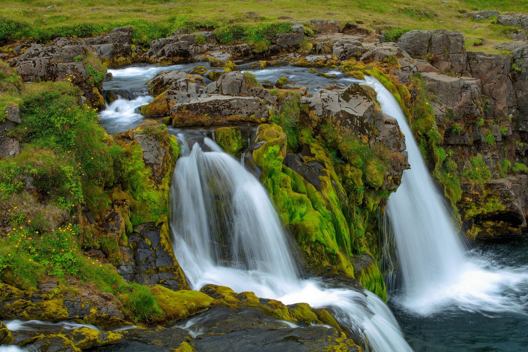 Iceland's Public Pools: A Traveller's Guide to Local Swimming Culture