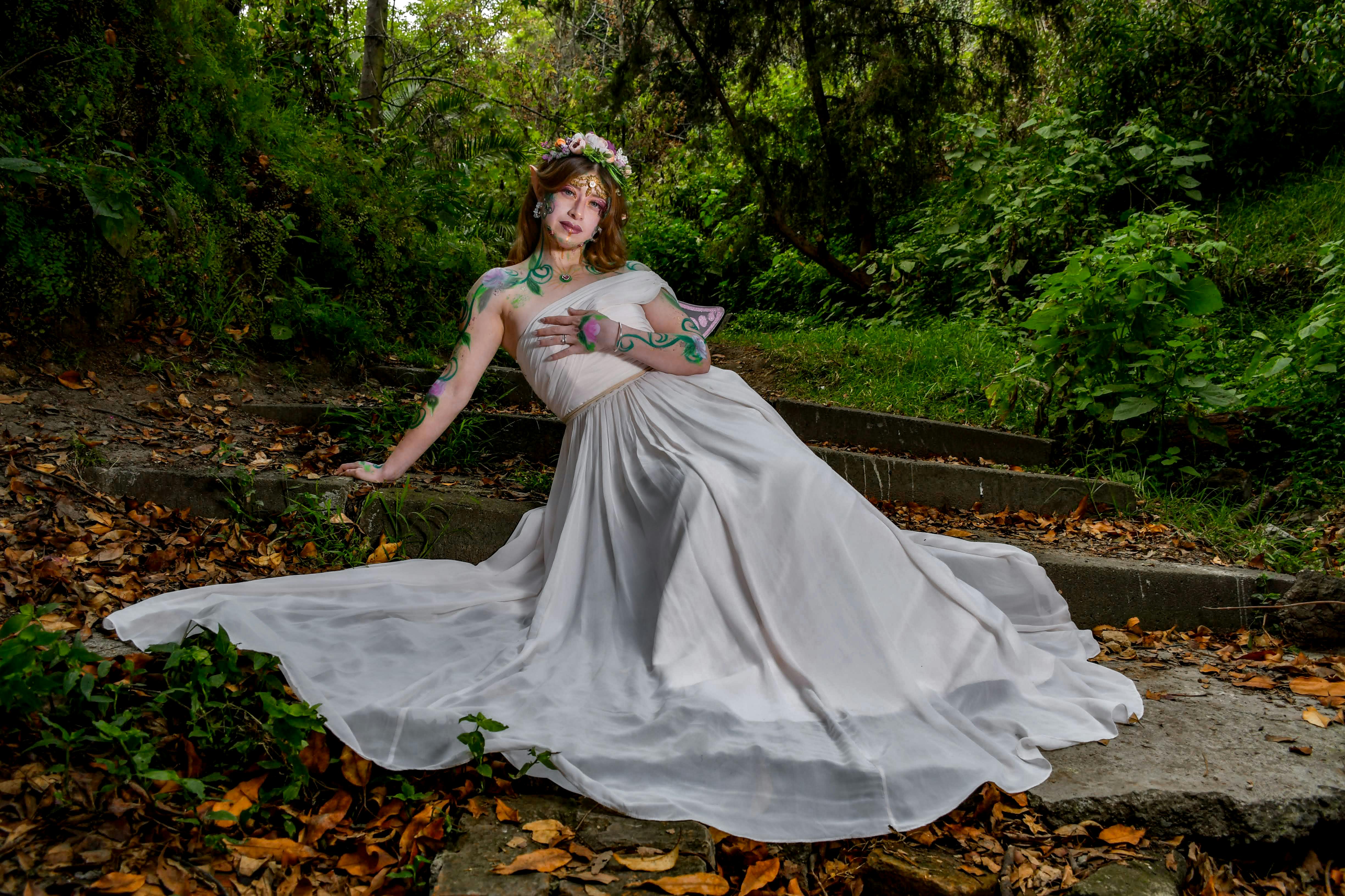 Enchanted Forest Fairy in Elegant White Dress · Free Stock Photo, image size:1125x750