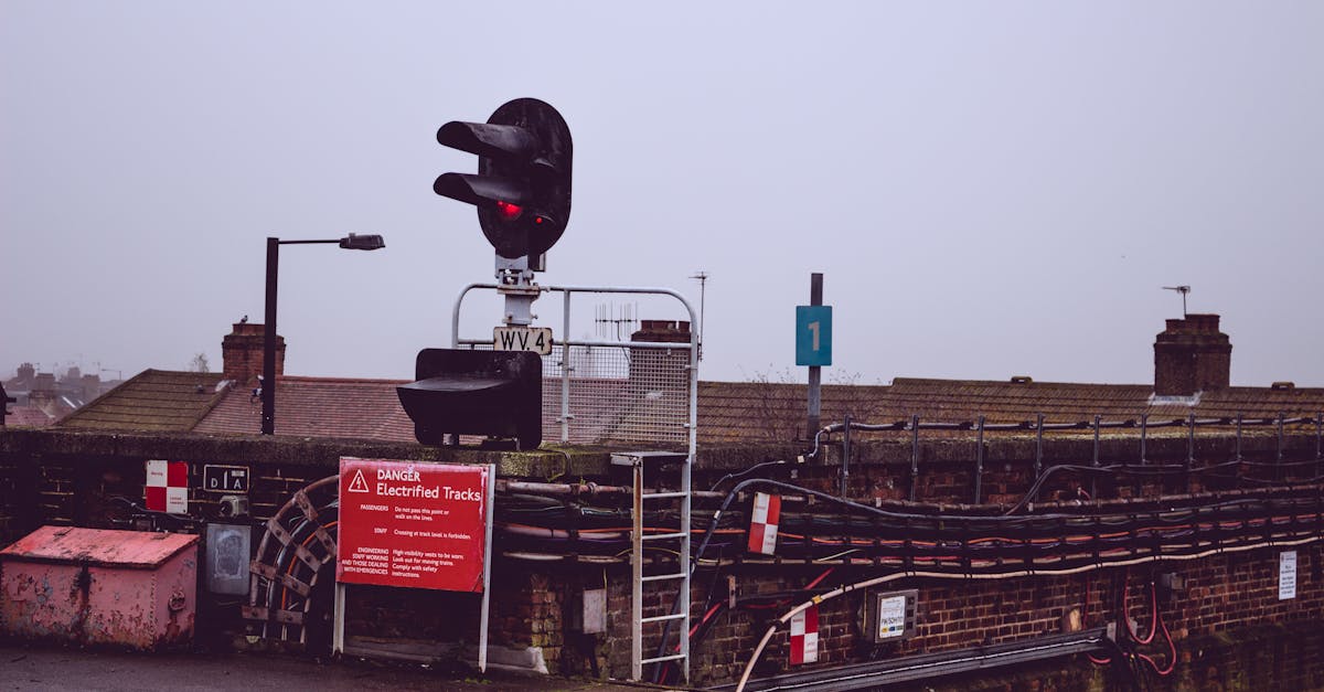 114-2梯突擊幹部訓練班 挑戰無科技輔助冷靜判斷方向