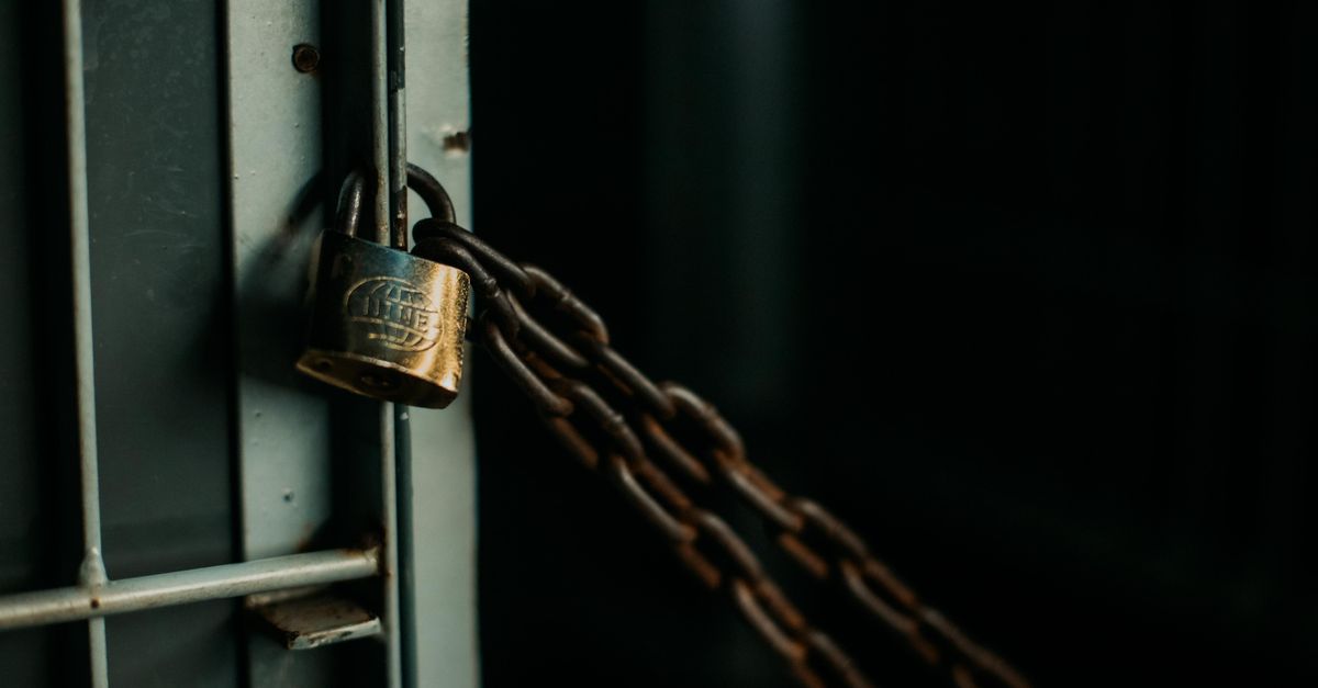 Tokenmaxxing is out. How to minimize AI spend without sacrificing security capability.