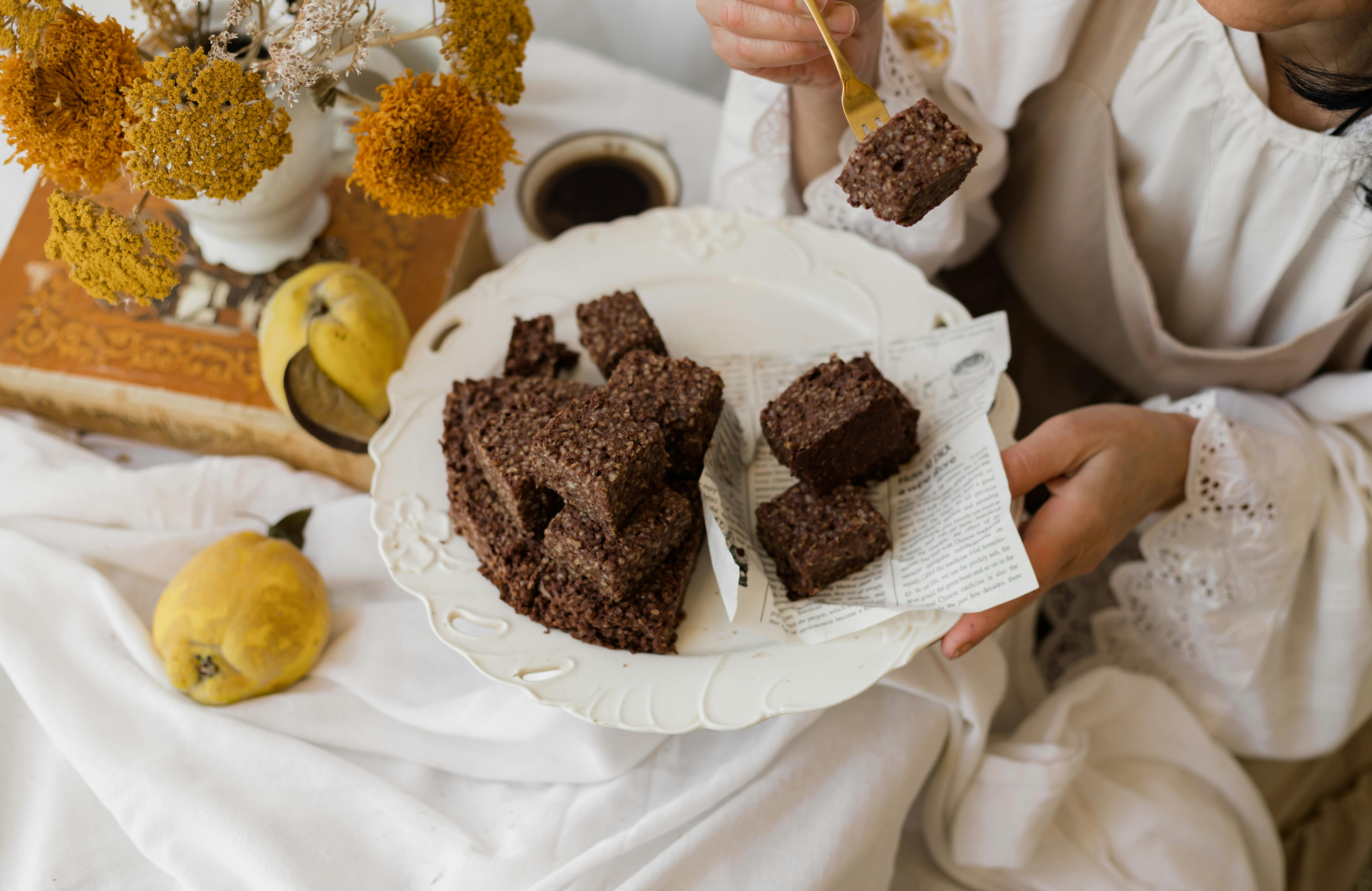 The 8 Best Protein Bars, Taste-Tested and Approved by Nutritionists — Photo by Jovan Vasiljević on Pexels