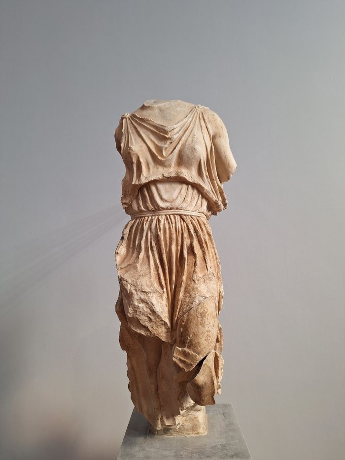 Classical sculpture — photo by Anastasia Tili on Pexels