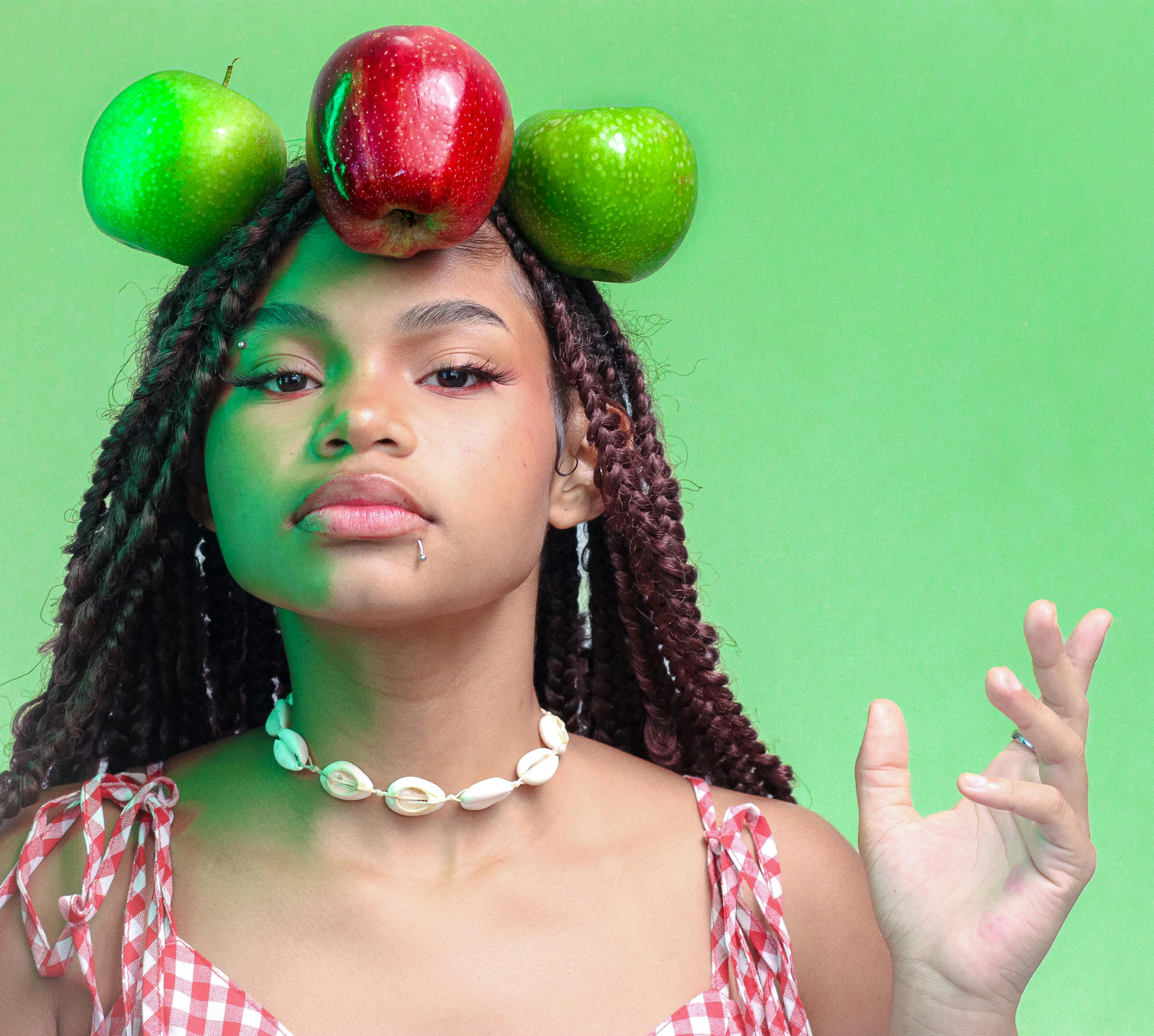 Apple Music and TikTok roll out music discovery experience — Photo by Luana  Ribeiro on Pexels