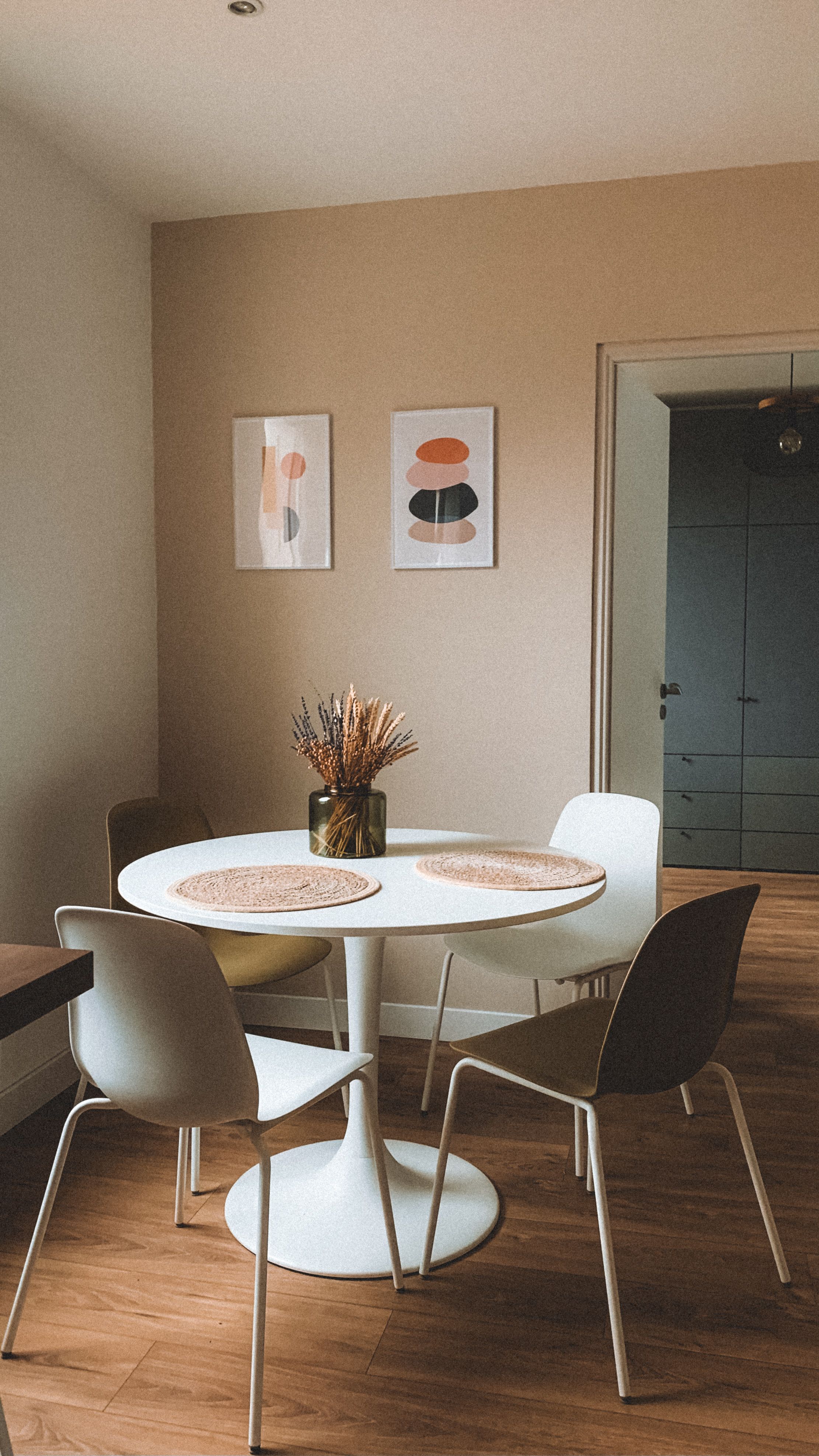 Modern Minimalist Dining Room Interior Design · Free Stock Photo