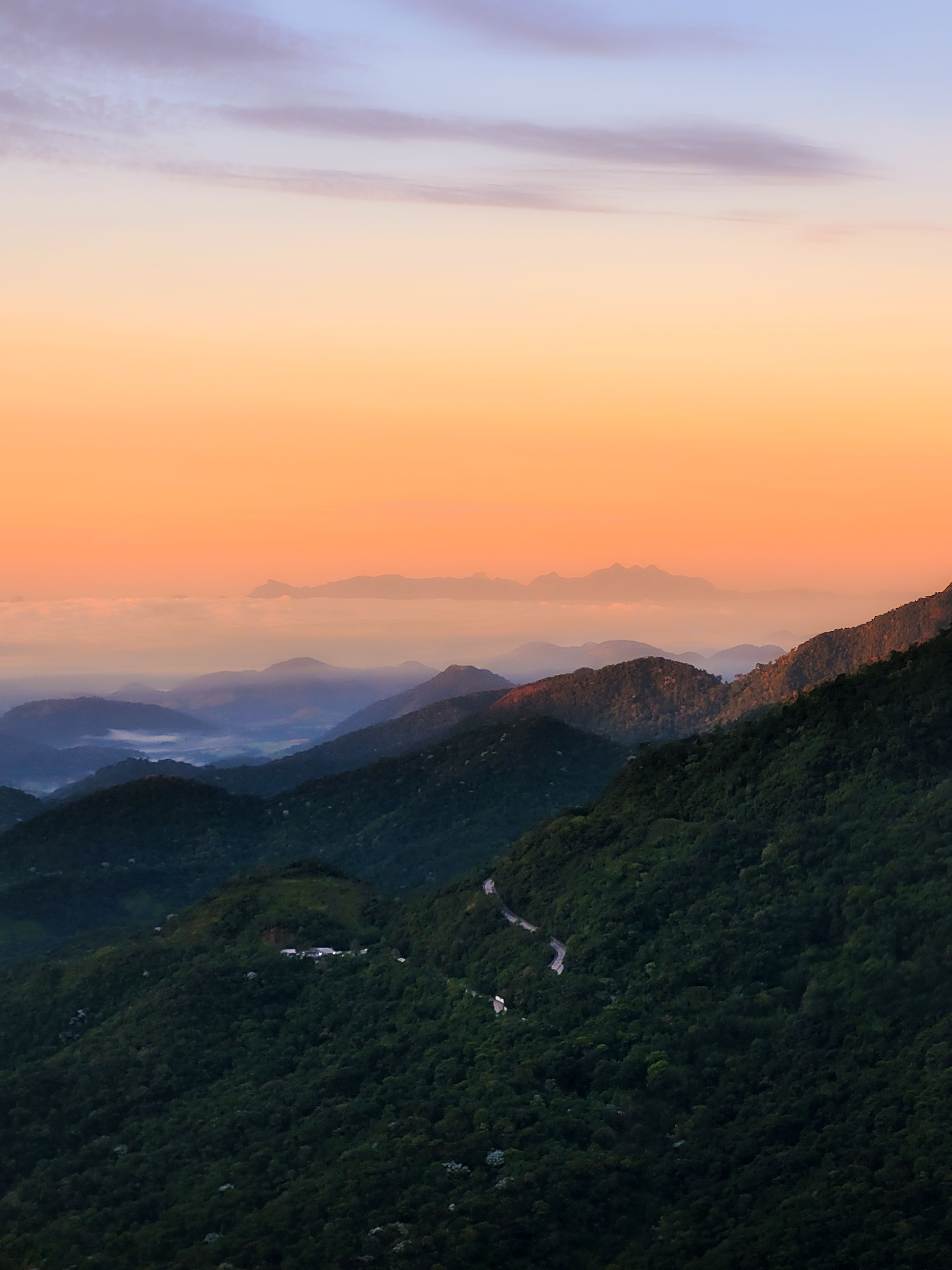 Serene Mountain Landscape at Sunset · Free Stock Photo
