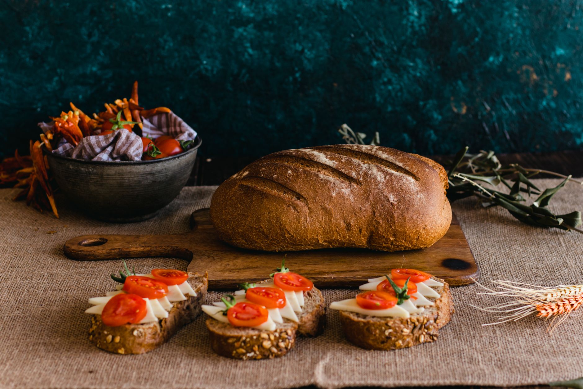 Bread for Babies: When and How to Introduce This Staple Food