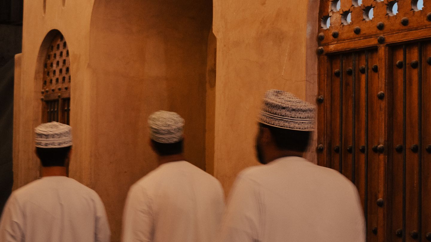 Nizwa Friday Livestock Market: Oman's Authentic Heartbeat