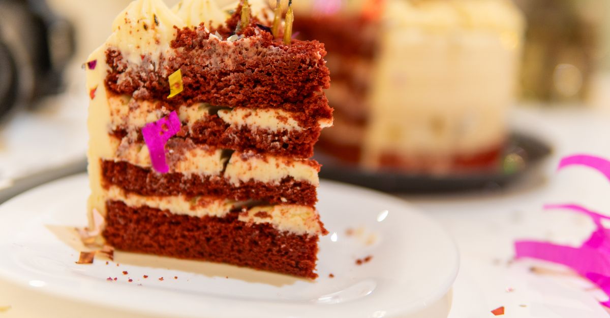 Comment réussir un gâteau maison à étages : astuces essentielles
