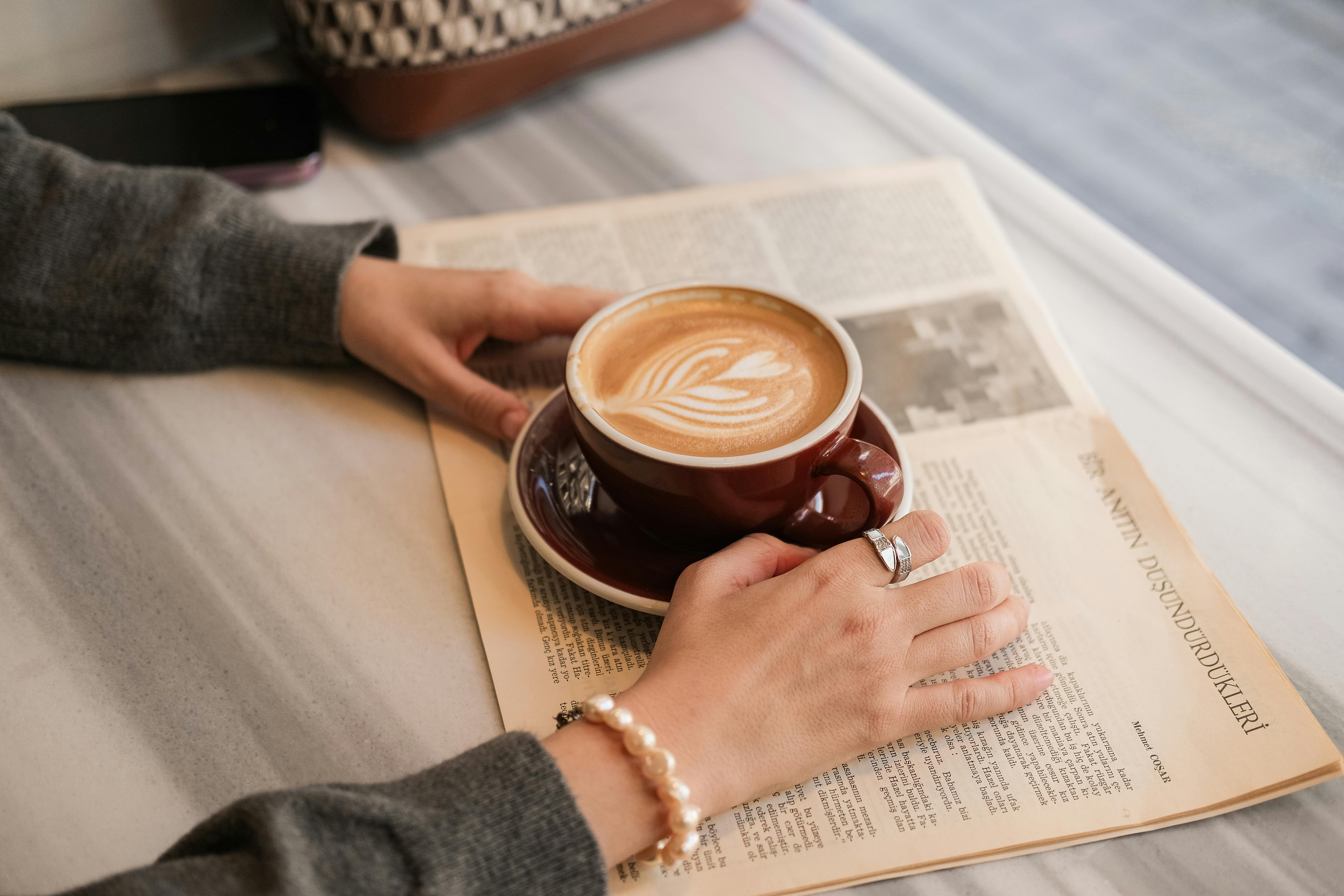 general lifestyle magazine — Photo by Esra Afşar on Pexels