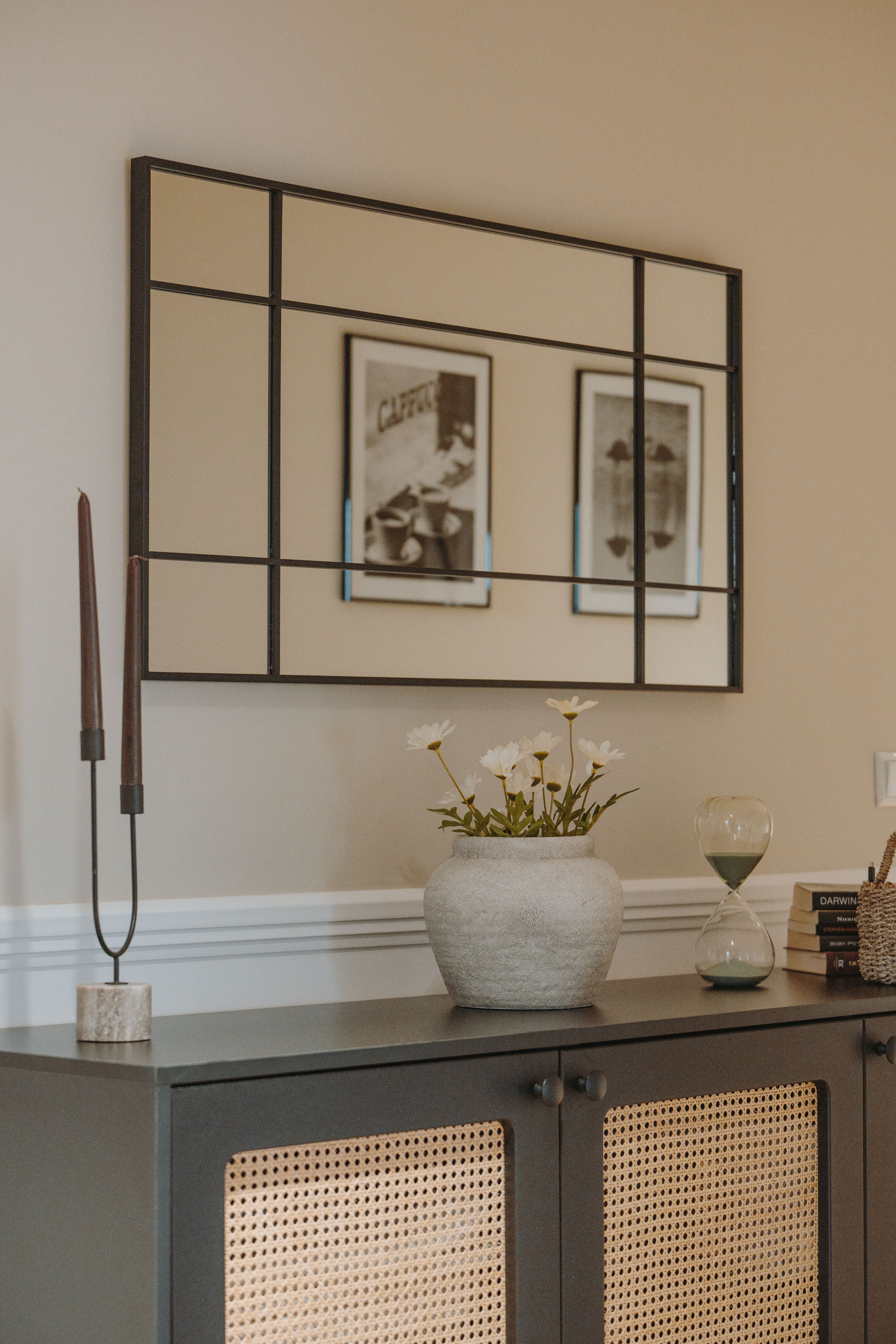 Stylish Scandinavian Interior with Mirror and Decor · Free Stock Photo
