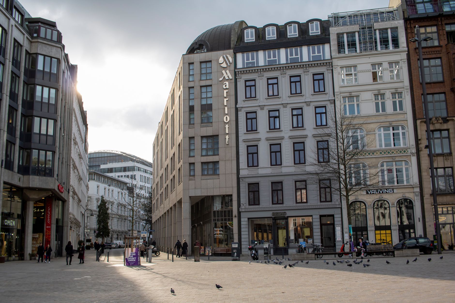 Marriott Bonvoy Brilliant Amex: Worth the $650 Fee?