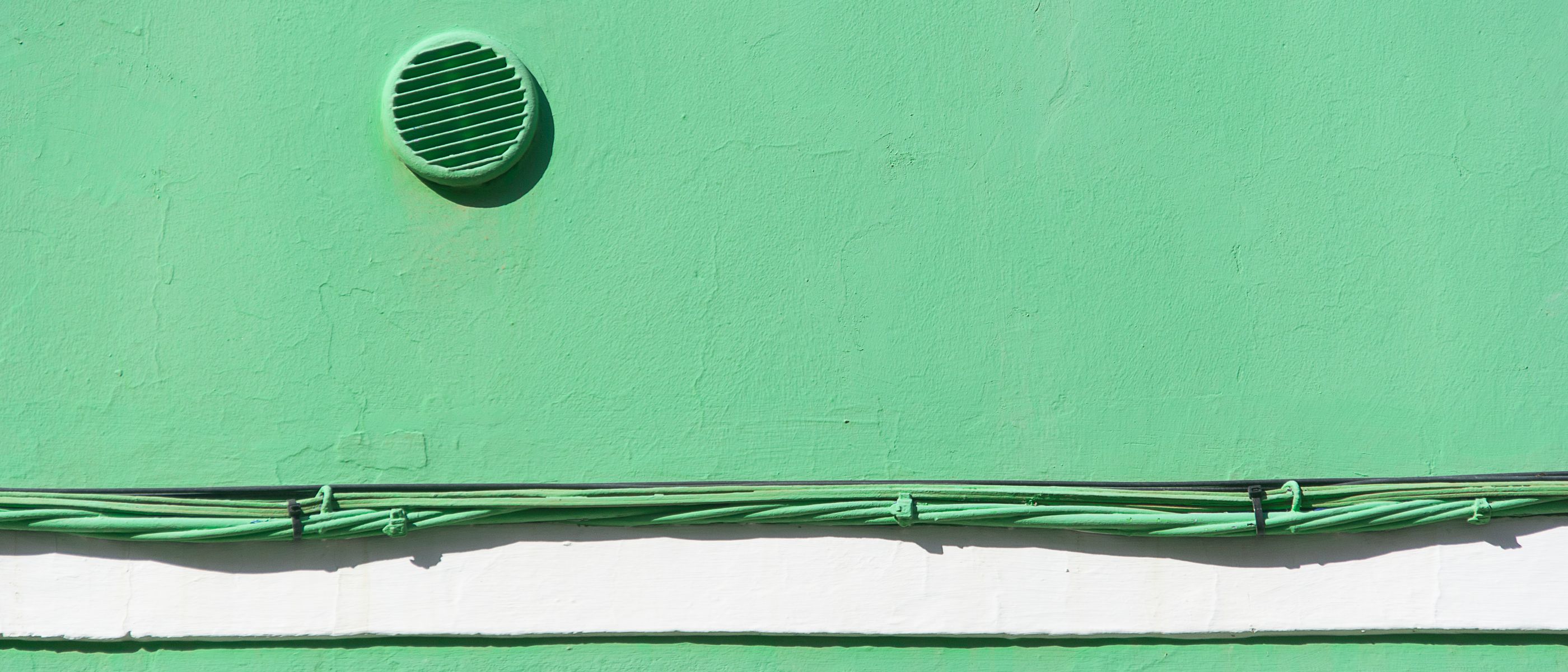 Painters and Decorators in Harrow on the Hill — walls rolled to an even, flat finish