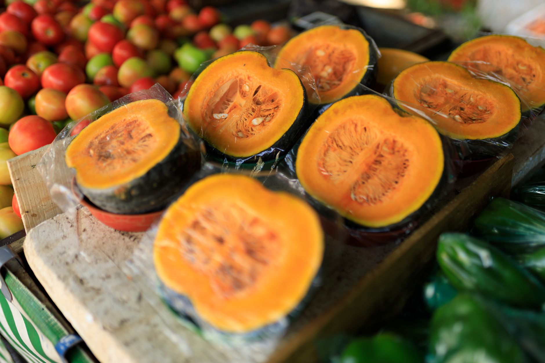 Early Produce Harvest Shifts Southern California Farmers Market Timelines