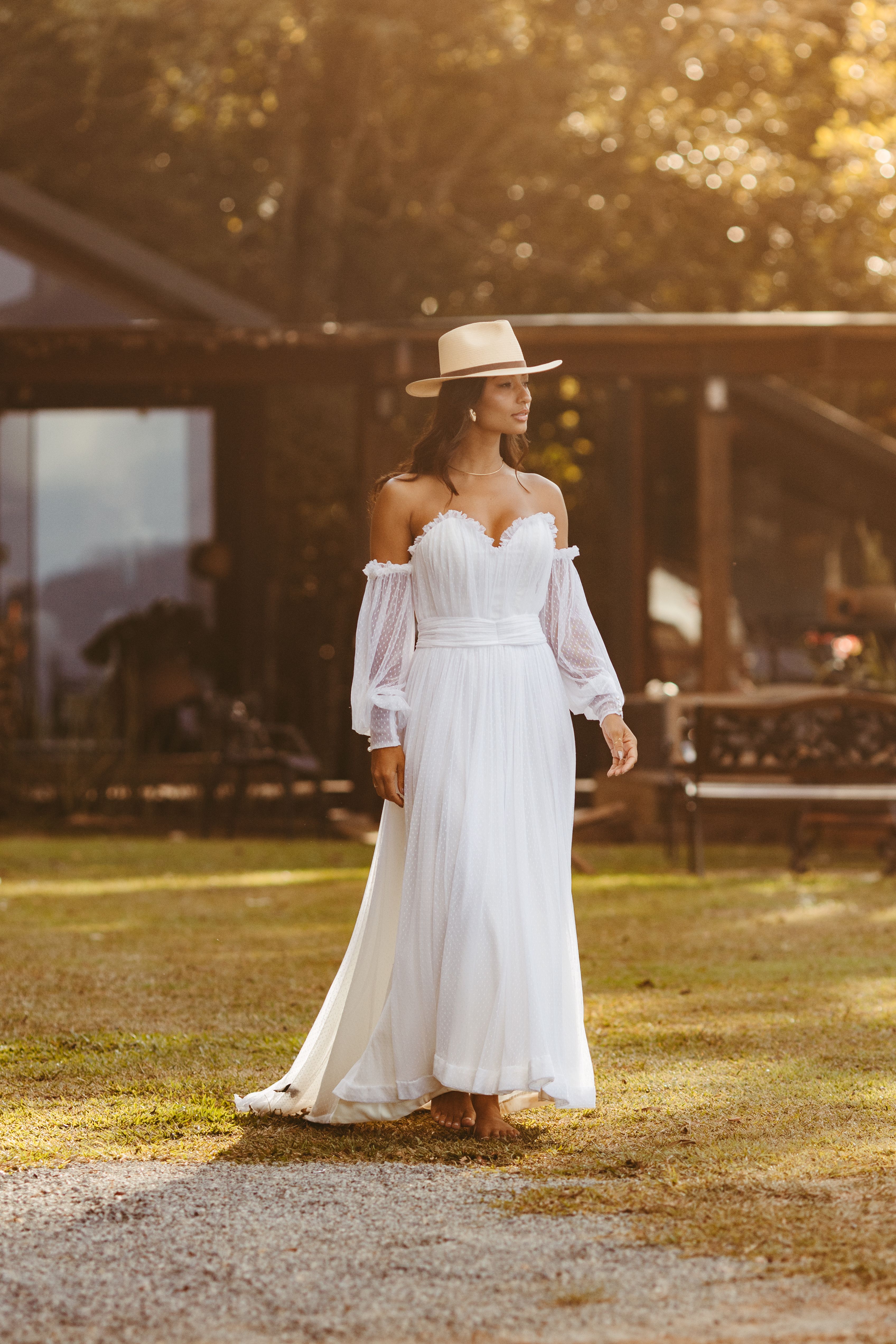 Boho Chic Wedding Dress Photos, Download The BEST Free Boho Chic Wedding  Dress Stock Photos & HD Images