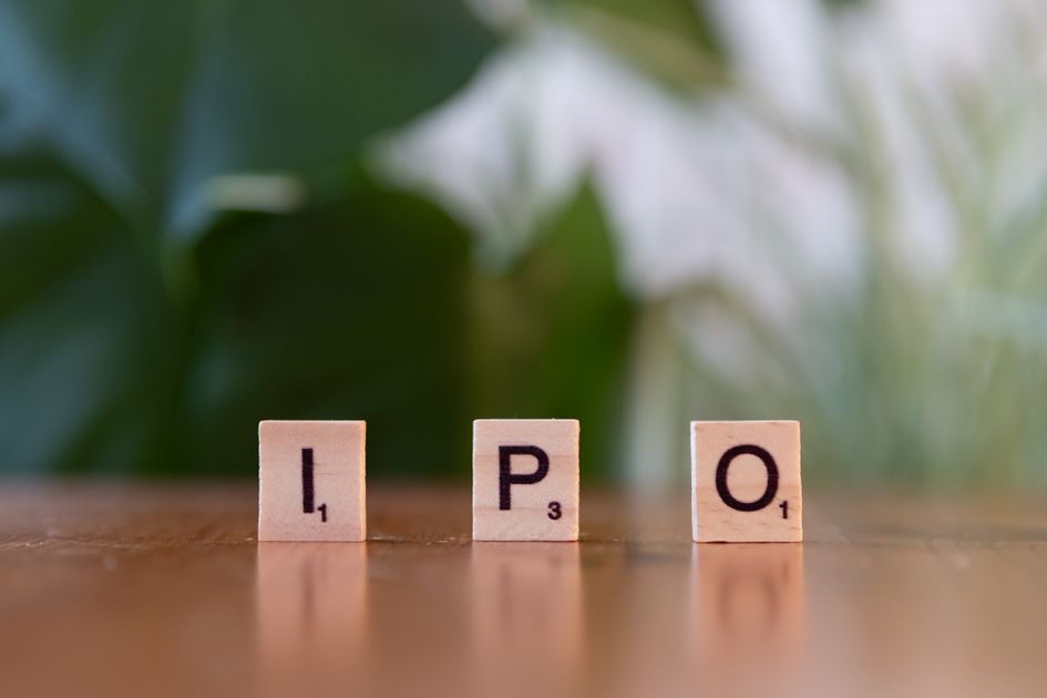 IPO 글자 블록