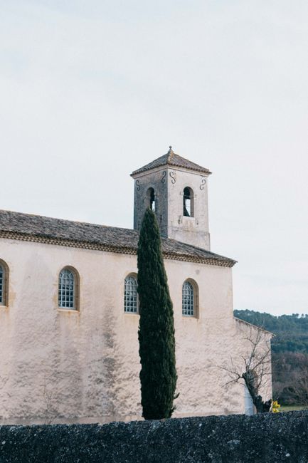 Serene view of a historic chapel in Lourmarin, showcasing Provencal architecture.