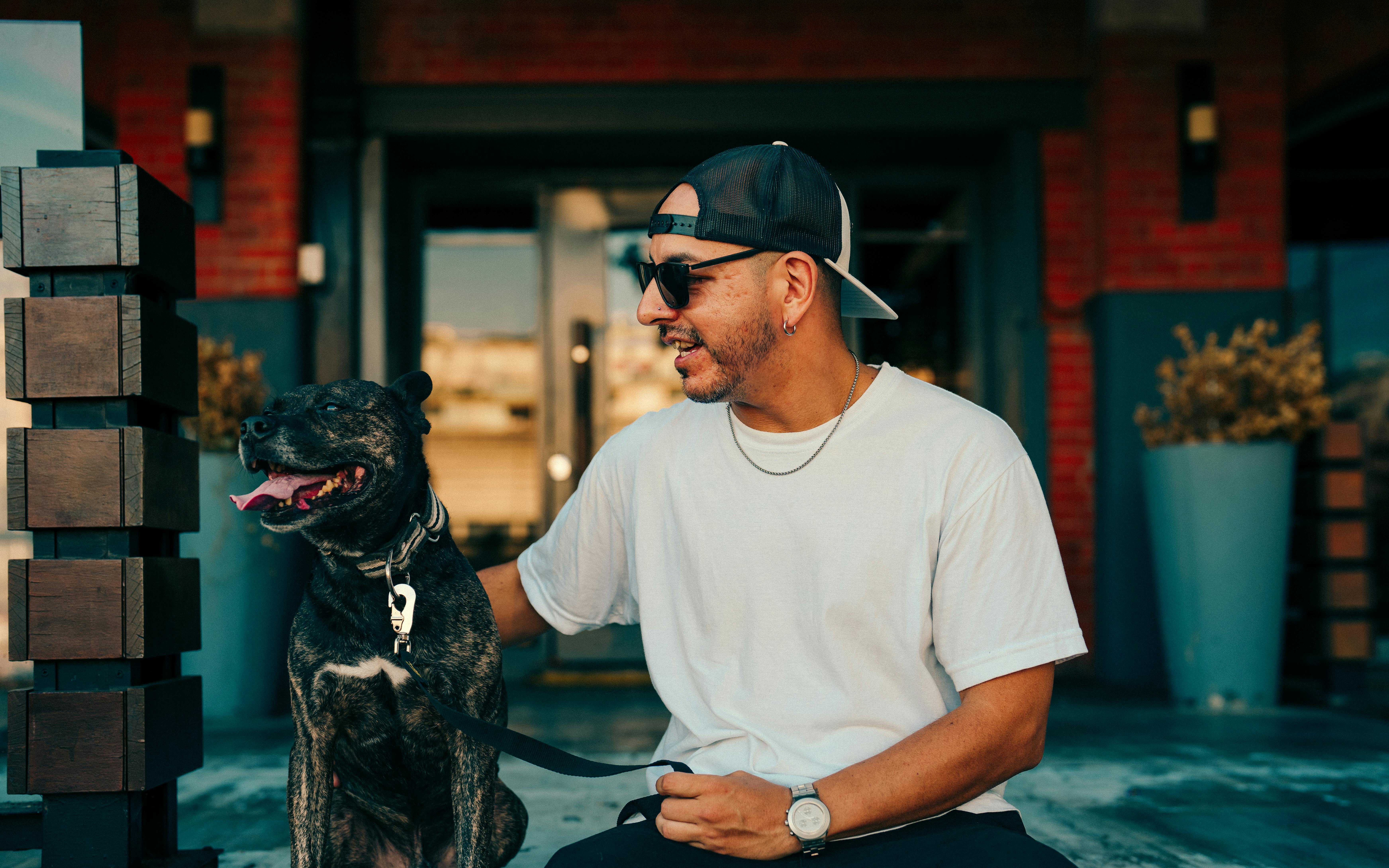 Latina-Founded Pet Lifestyle Brand Bundle x Joy Expands into PetSmart Stores Nationwide — Photo by Guillermo Berlin on Pexels