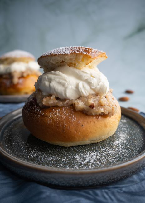 Fika: The Art of the Swedish Coffee Break Fika: The Art of the Swedish Coffee Break