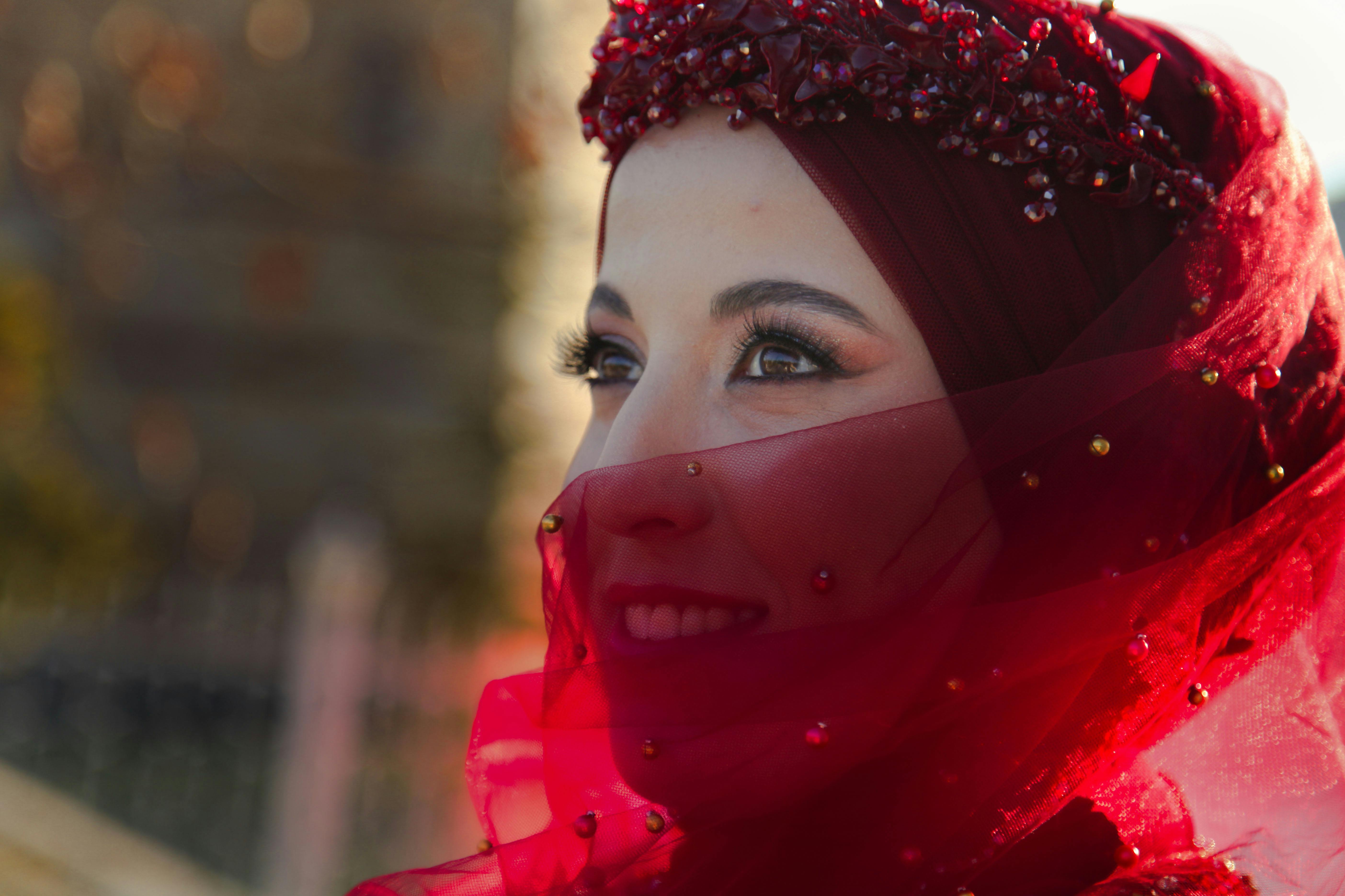Iranian General’s Niece Arrested After Showing Off Glamorous Lifestyle In Los Angeles — Photo by Dilara Doğar on Pexels