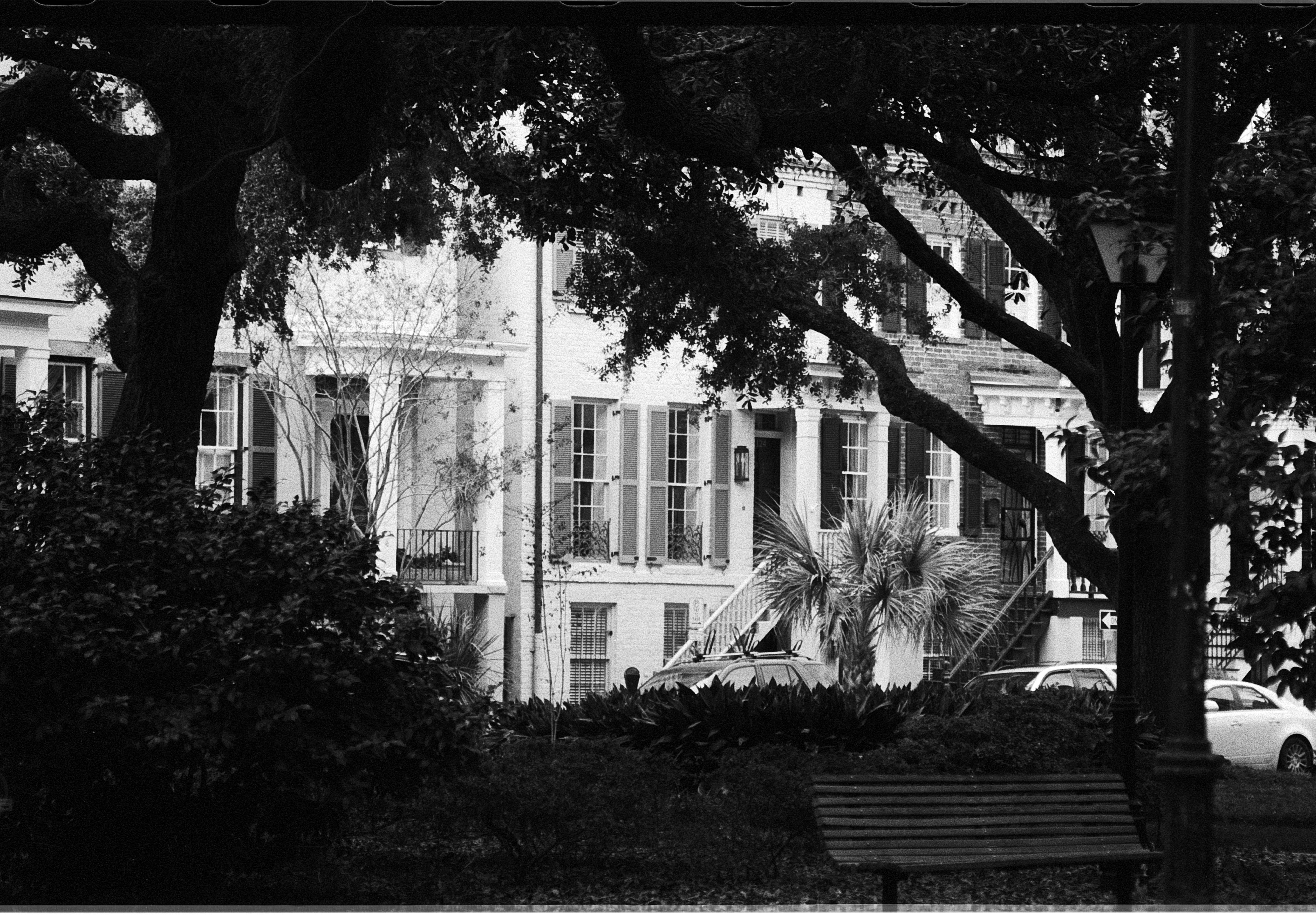Charming Black and White Historic Townhouse Scene · Free Stock Photo