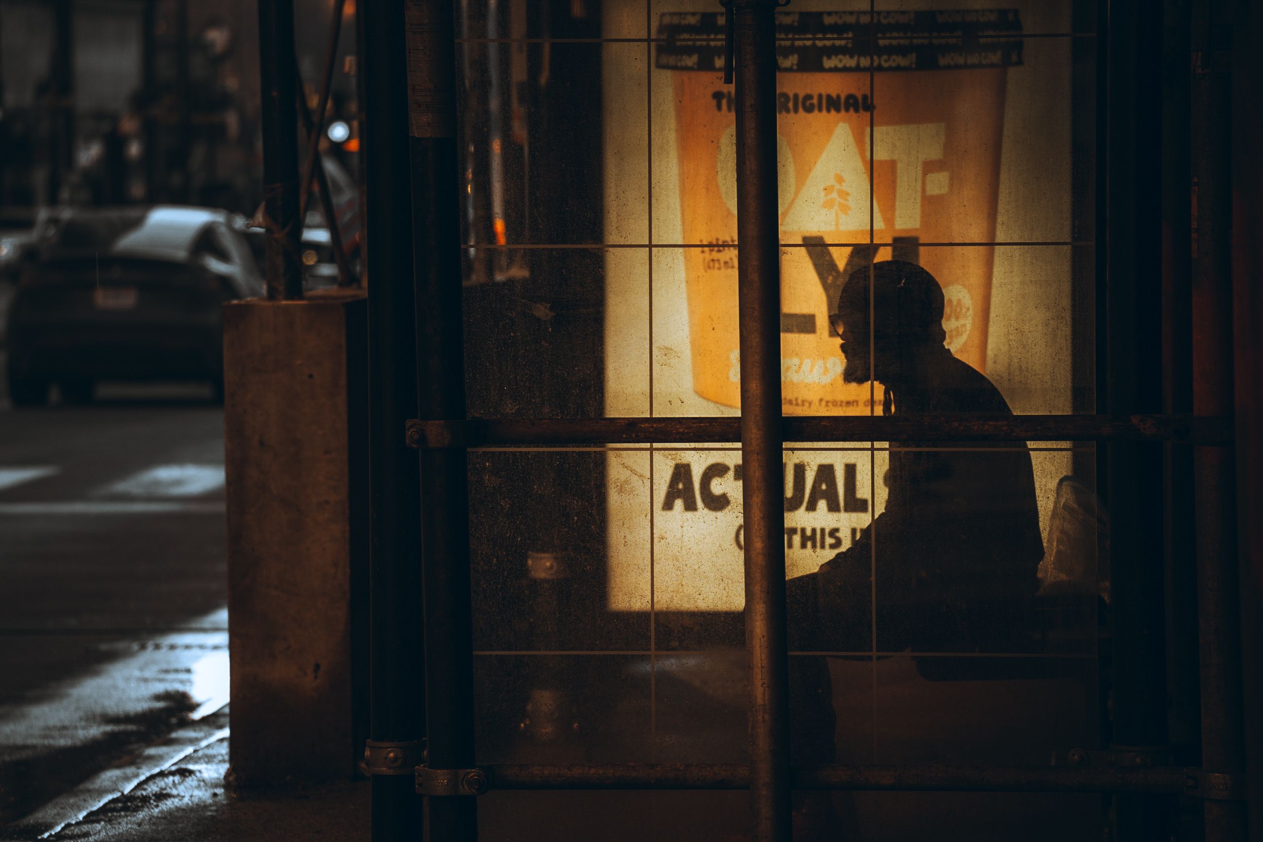 6 Creative Street Photography Ideas You Can Do With Your Phone — Photo by Mike Norris on Pexels