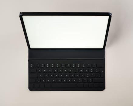 Image by Jakub Zerdzicki