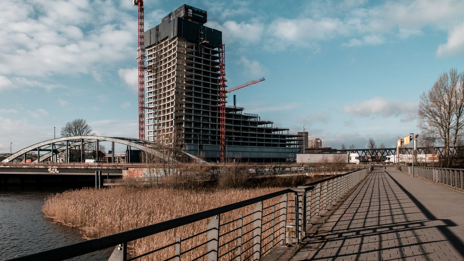 Stahlbetonbau Baustelle in Hamburg