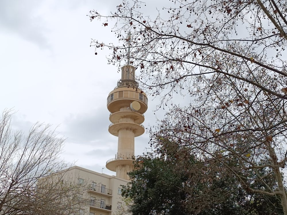 un destacado elemento del skyline de la ciudad de Cádiz