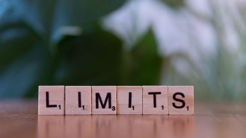 Screening tests promise prediction and usually deliver description