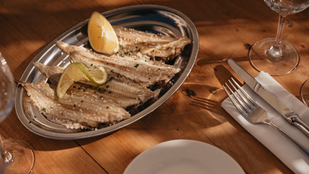 Vins blancs secs Provence Cassis AOC accord poisson grillé