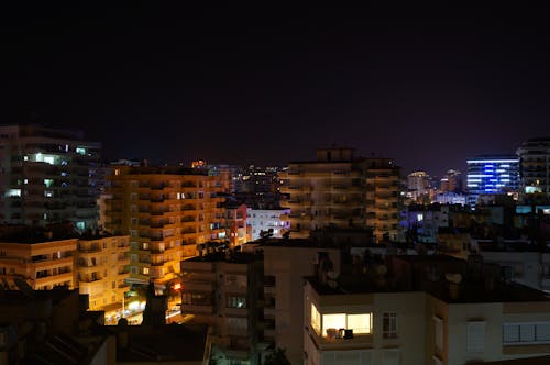 도시의 밤의 무료 스톡 사진