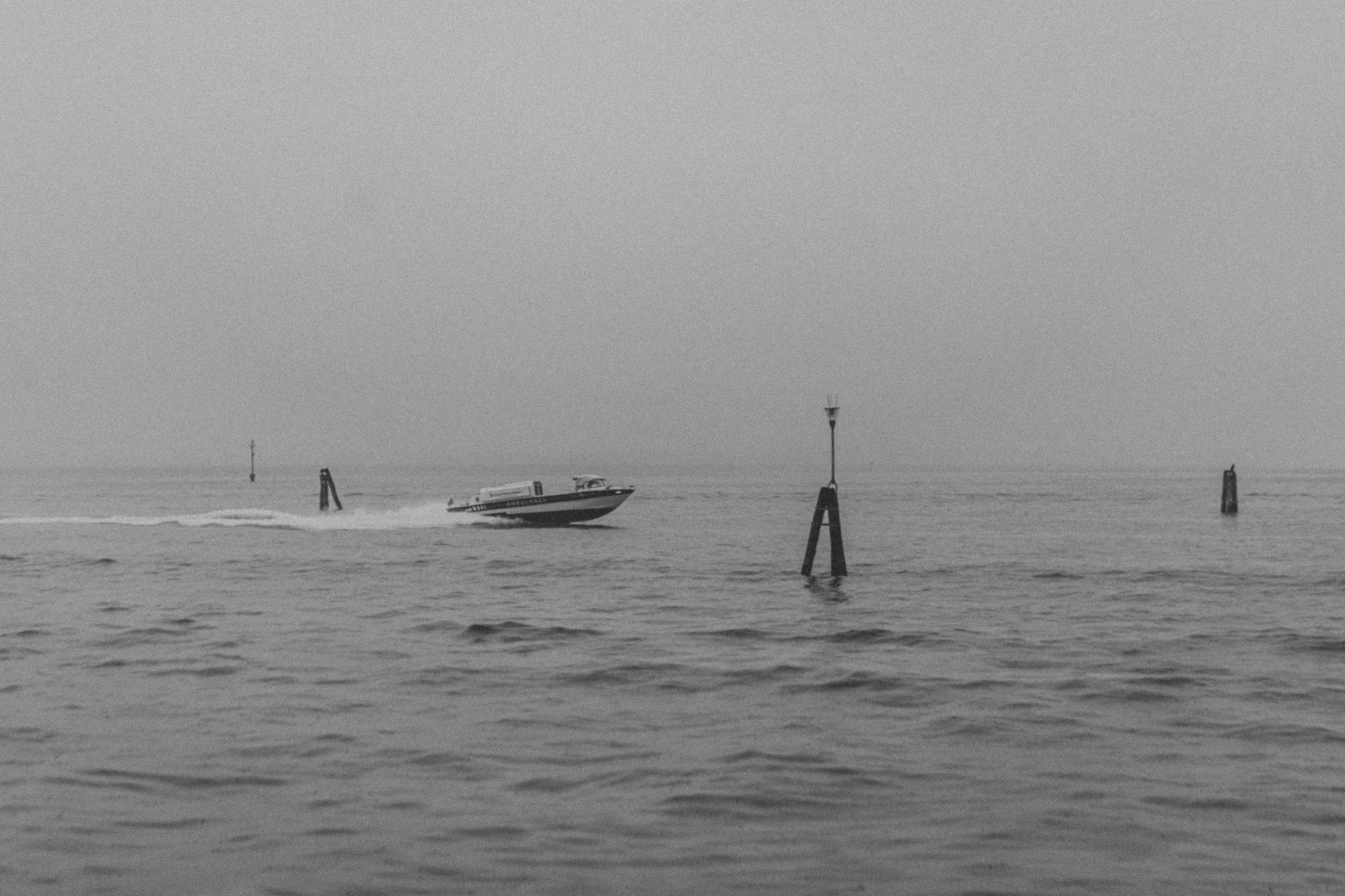 Lonely Boad Photos, Download The BEST Free Lonely Boad Stock Photos ...