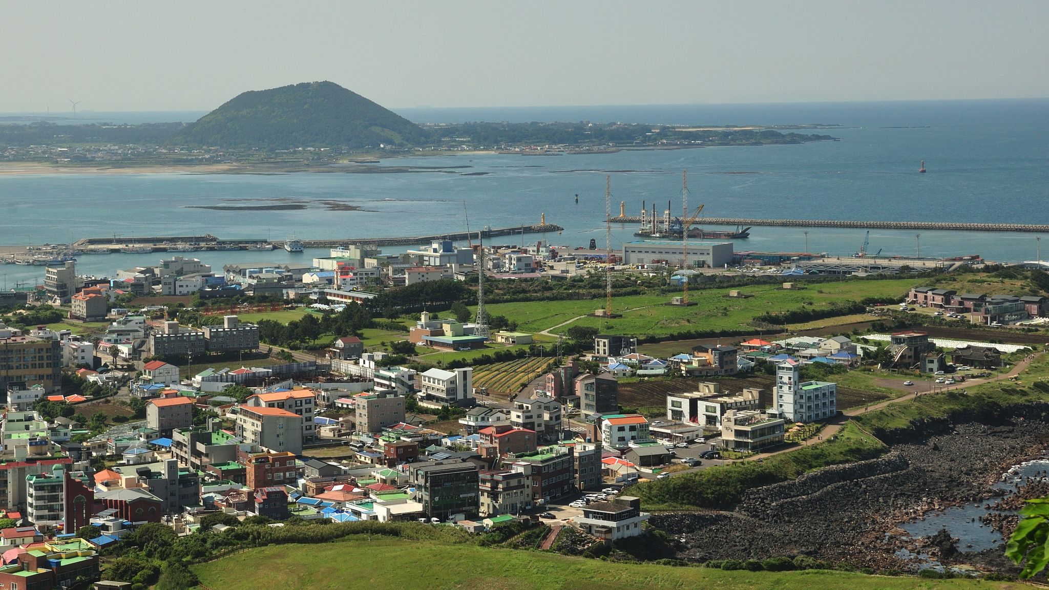 South Korea expands job platform for former U.S. troops