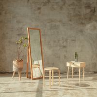 Light oak stool and side table, photo by Nugroho Wahyu on Pexels