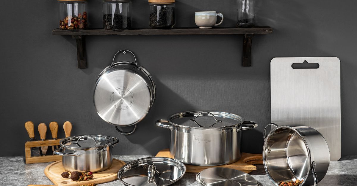Moderne køkkenindretning: Sådan skaber du et stilrent og funktionelt køkken med produkter fra kitchendeluxe.dk