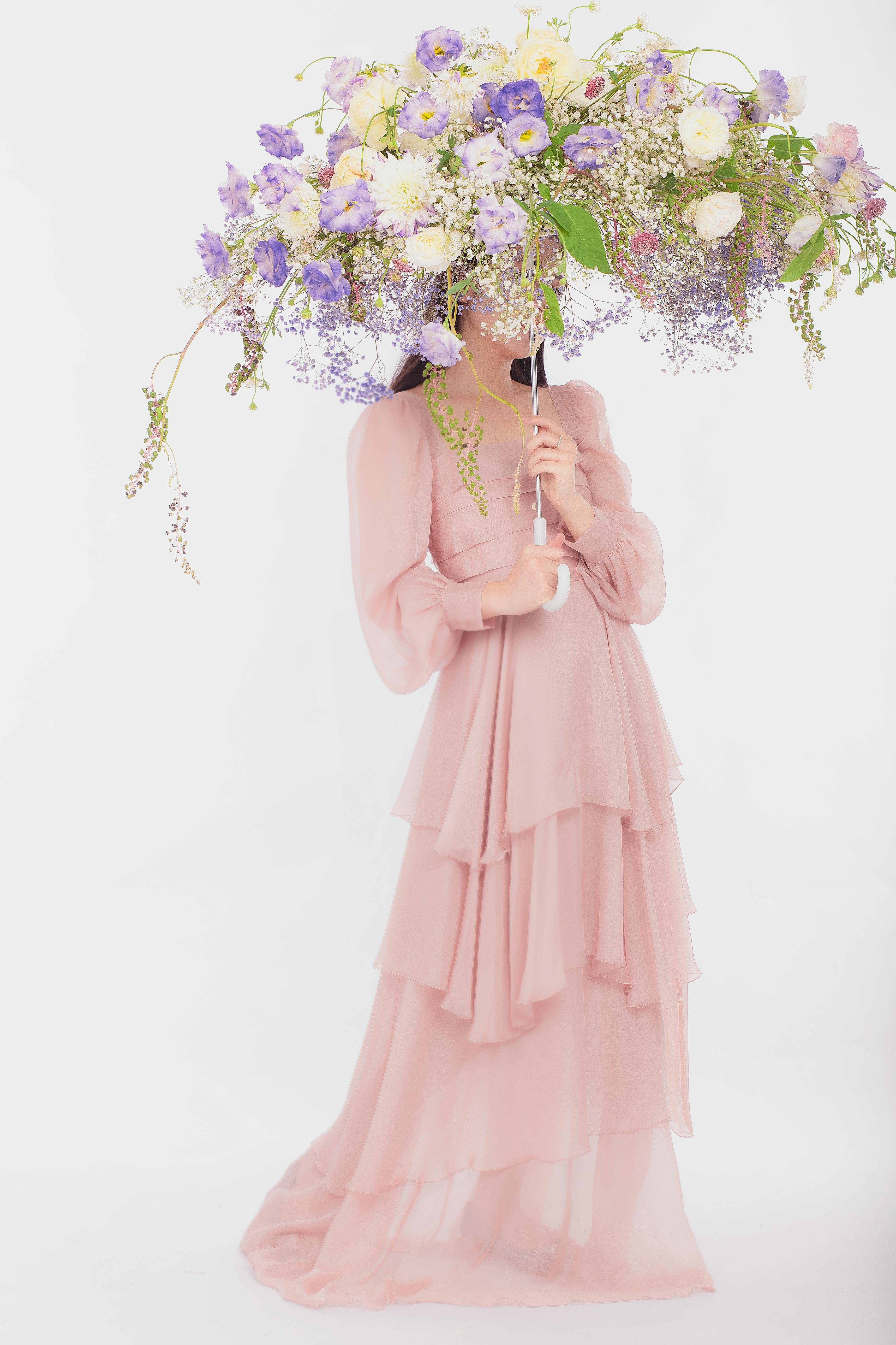 Spring 2025 Fashion Forecast: Pastel Dreams and Luxe Layers