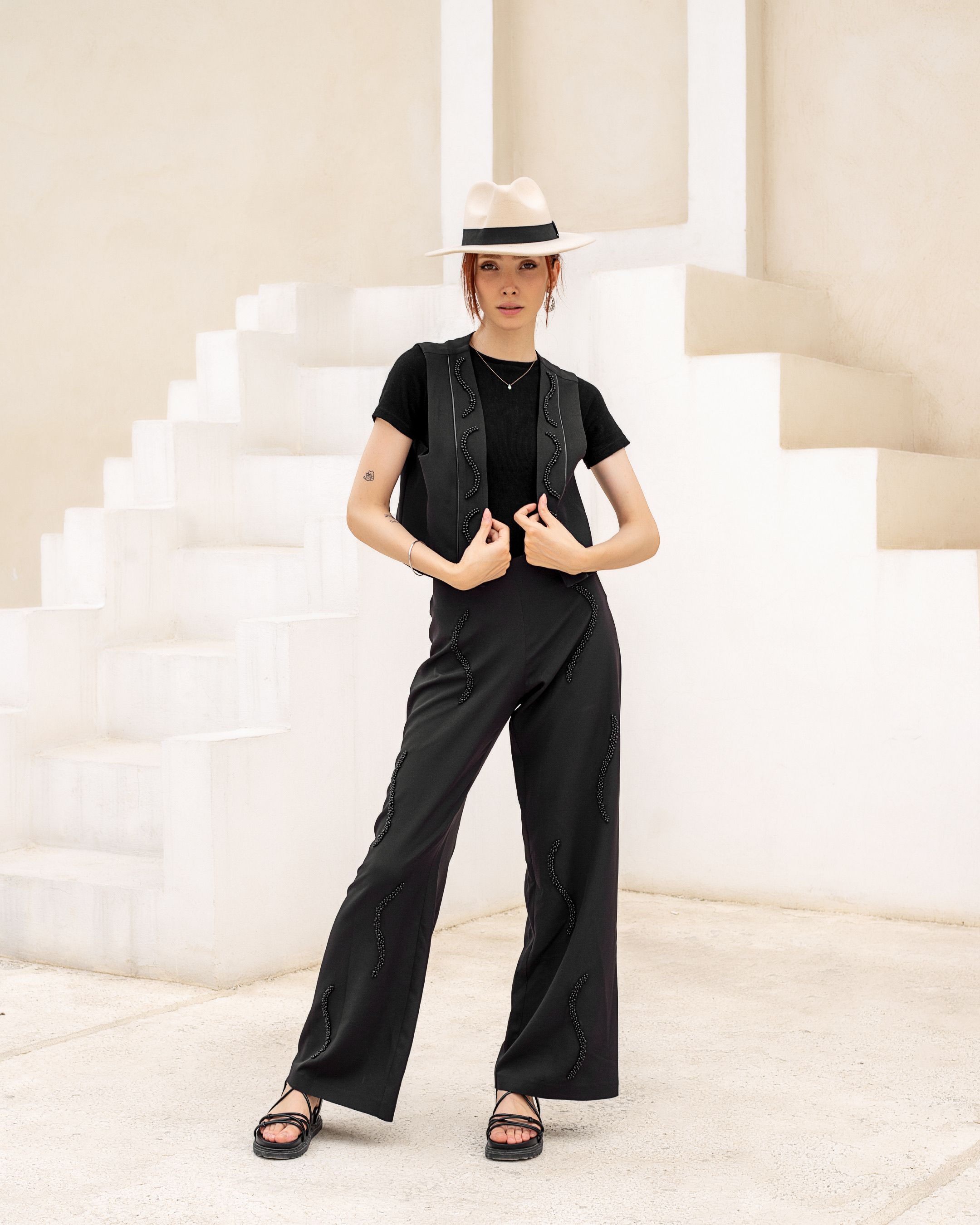 Fashionable Woman in Black Outfit and White Hat · Free Stock Photo