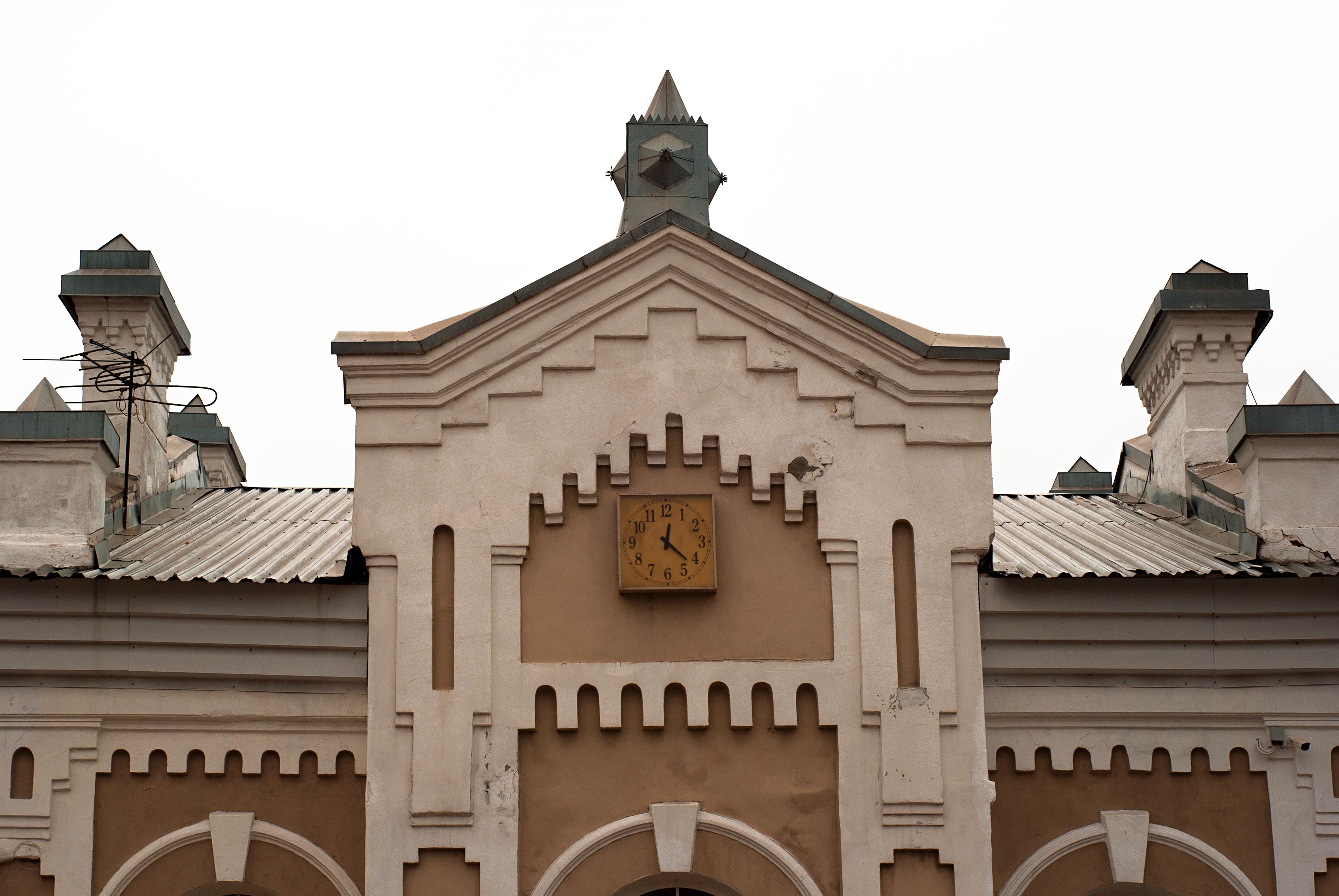 Historic Clock Tower with Architectural Details · Free Stock Photo