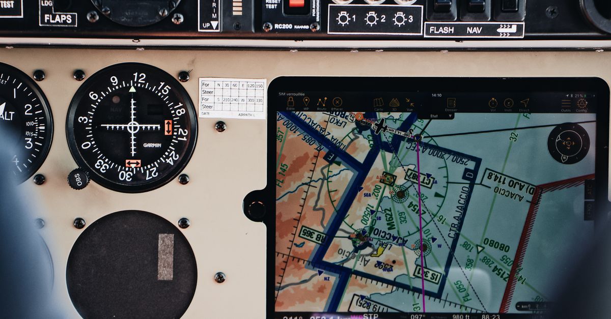 How the UAE's Air Traffic Control Navigated Regional Airspace Challenges