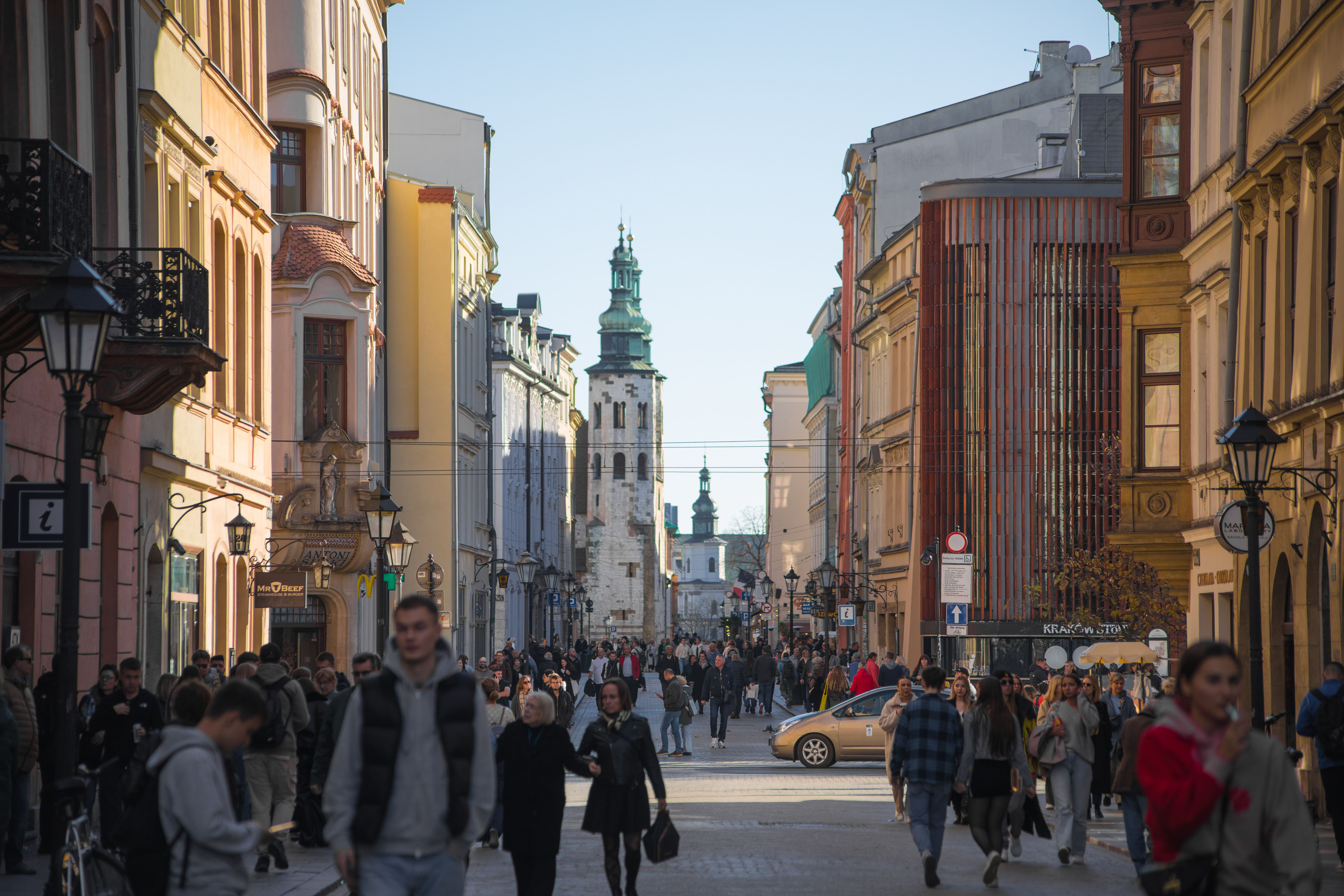 Side Hustle Central — Photo by Vilius Liulys on Pexels