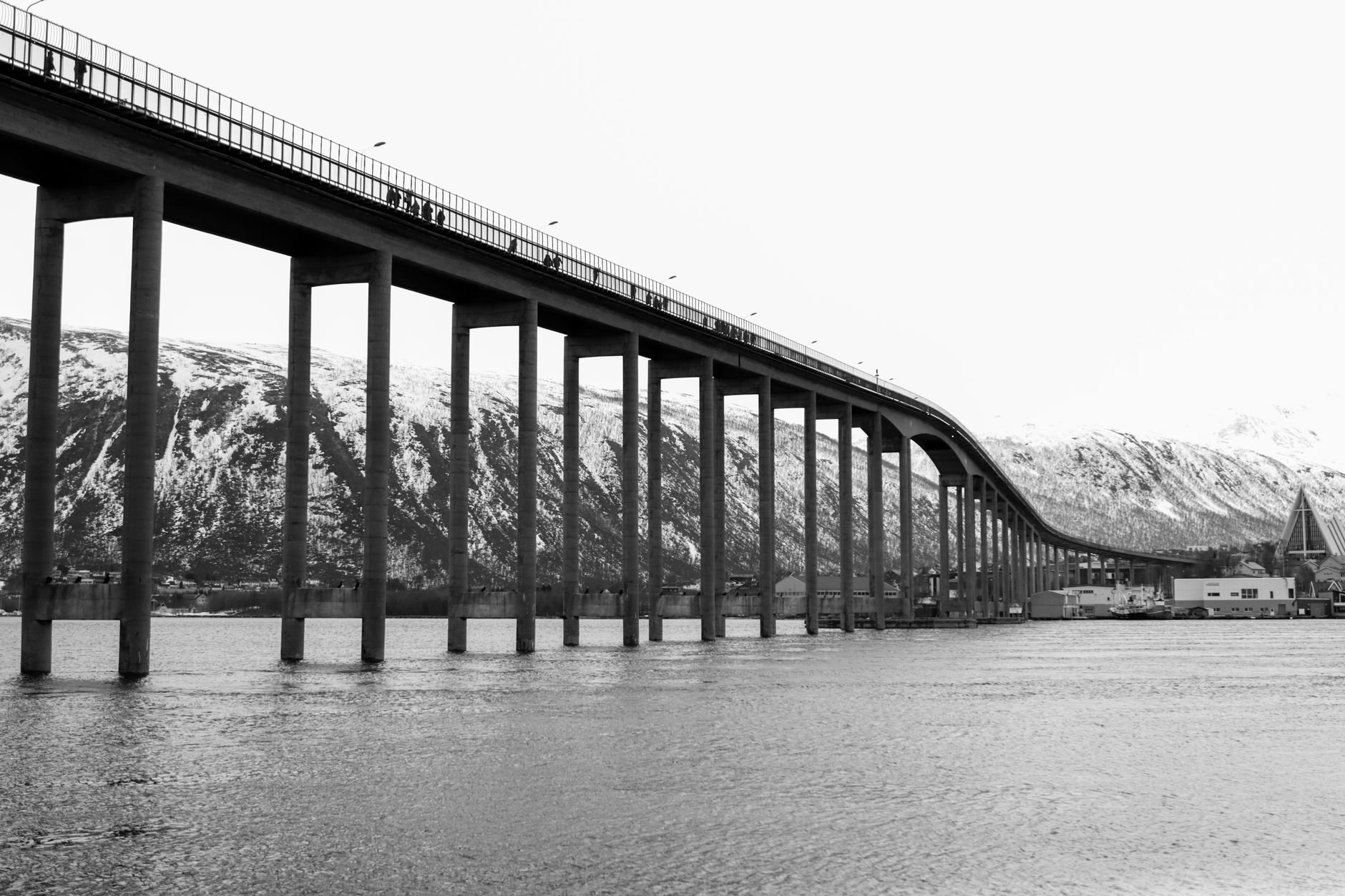 Lucrări la infrastructura rutieră în județul Dâmbovița: program anunțat de CJ pentru perioada 10–16 martie 2025, cu impact în Târgoviște