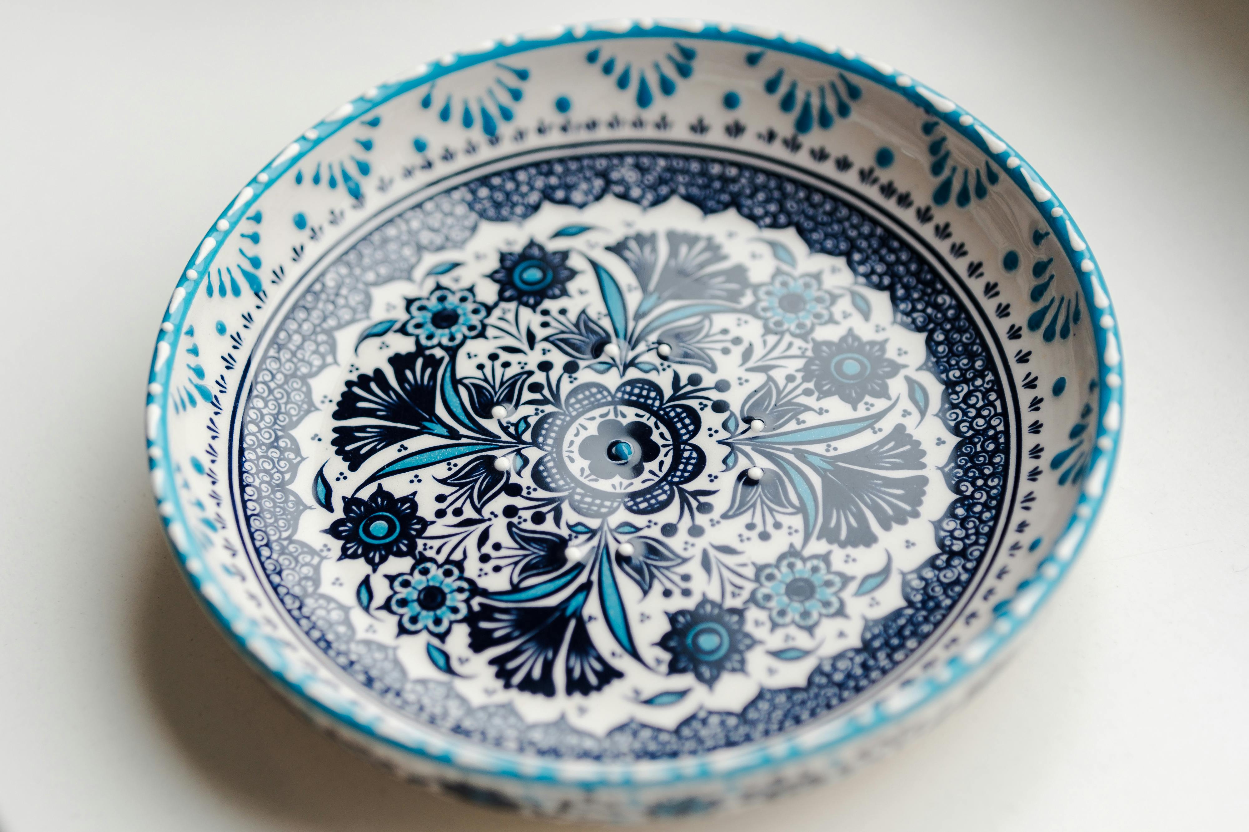 Comprehensive Guide to International Beer Can Authentication