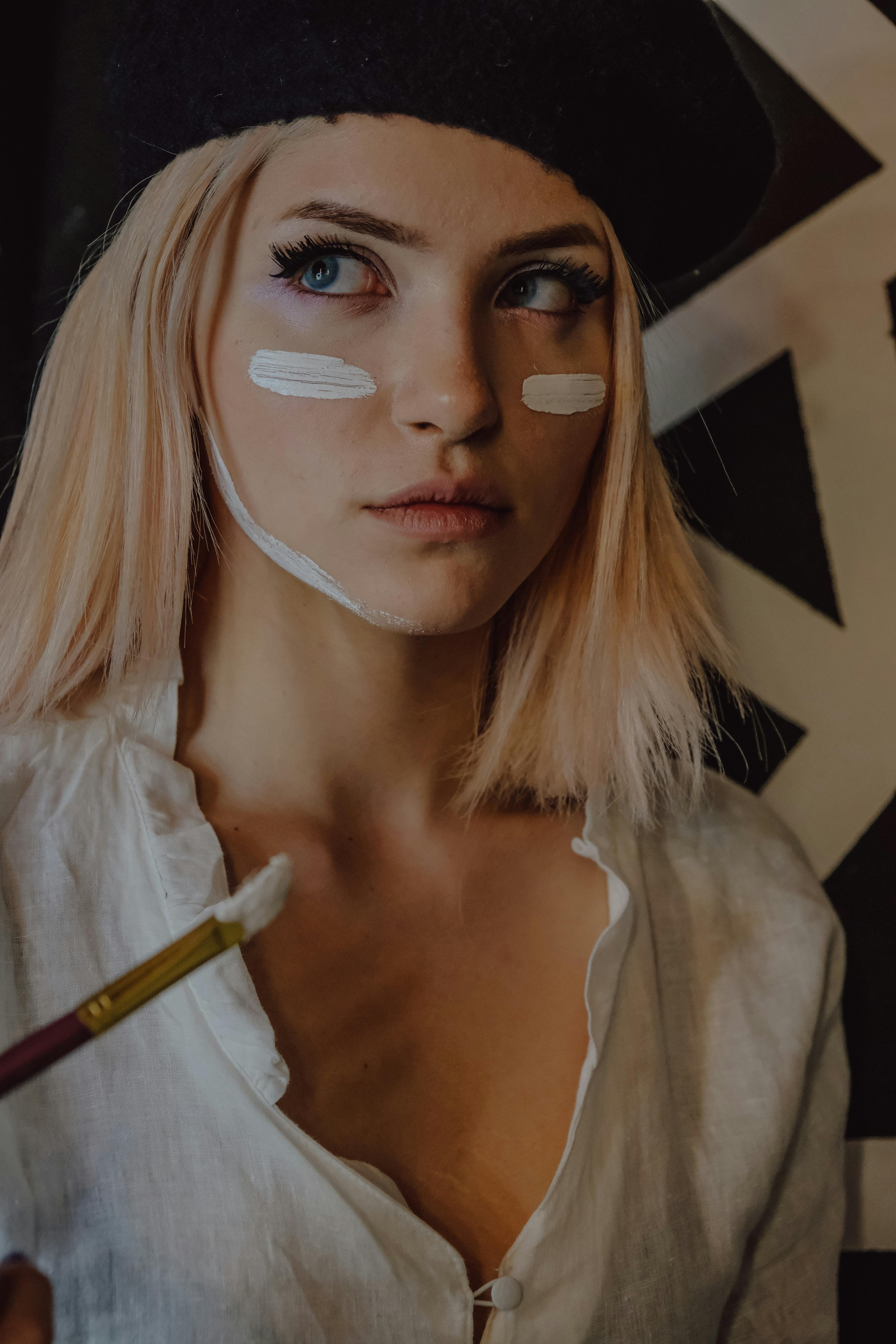 Miễn phí Ảnh lưu trữ miễn phí về #indoor, ánh sáng, bàn chải Ảnh lưu trữ