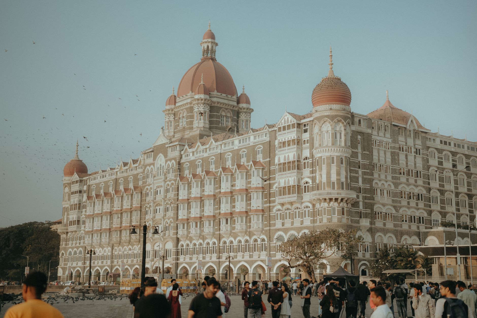 Return flights to Mumbai from Paris starting from €396