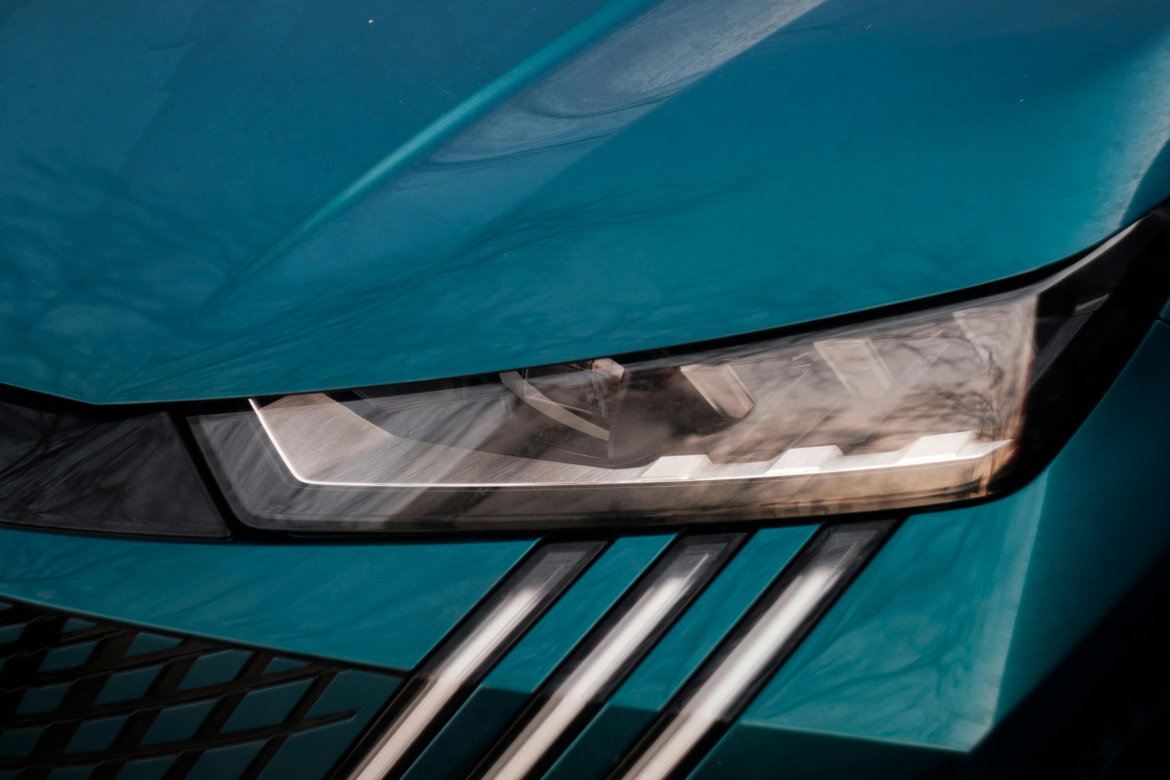evs explained automotive innovation — Photo by Markus Winkler on Pexels
