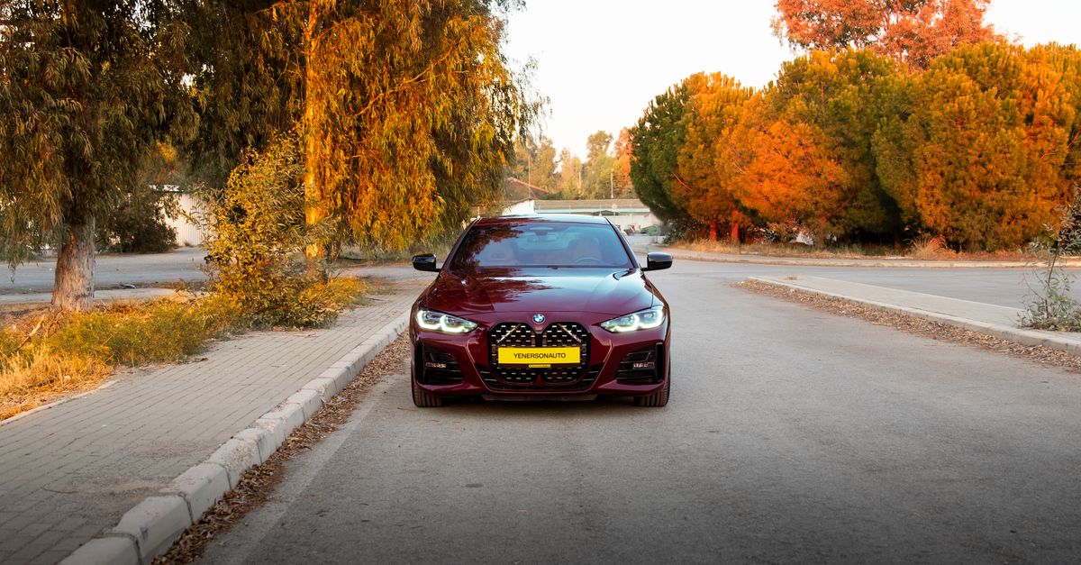 Профессиональные студийные фотографии автомобилей