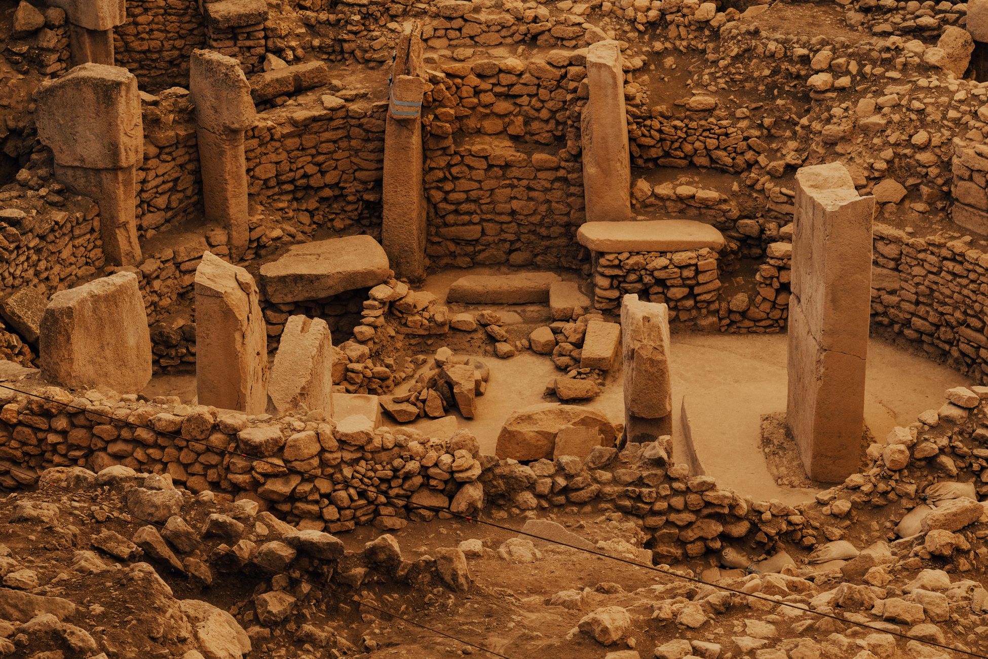Archeologen vinden Romeinse en middeleeuwse vondsten onder Notre-Dame